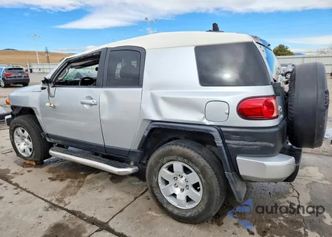 2008 Toyota Fj Cruiser Base z USA, uszkodzony, nr VIN JTEBU11F98K022578